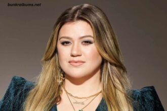 Who Is Kelly Clarkson Dating?